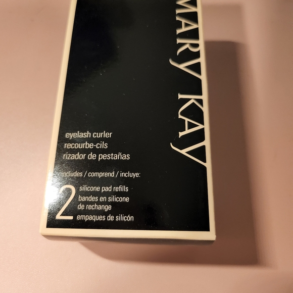 Mary Kay eyelash curler